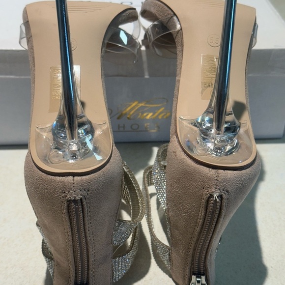 ACATA SZ 5.5 Rhinestone Straps & Open Toe Tan Suede High Heels Zip Back NWT - Picture 5 of 8